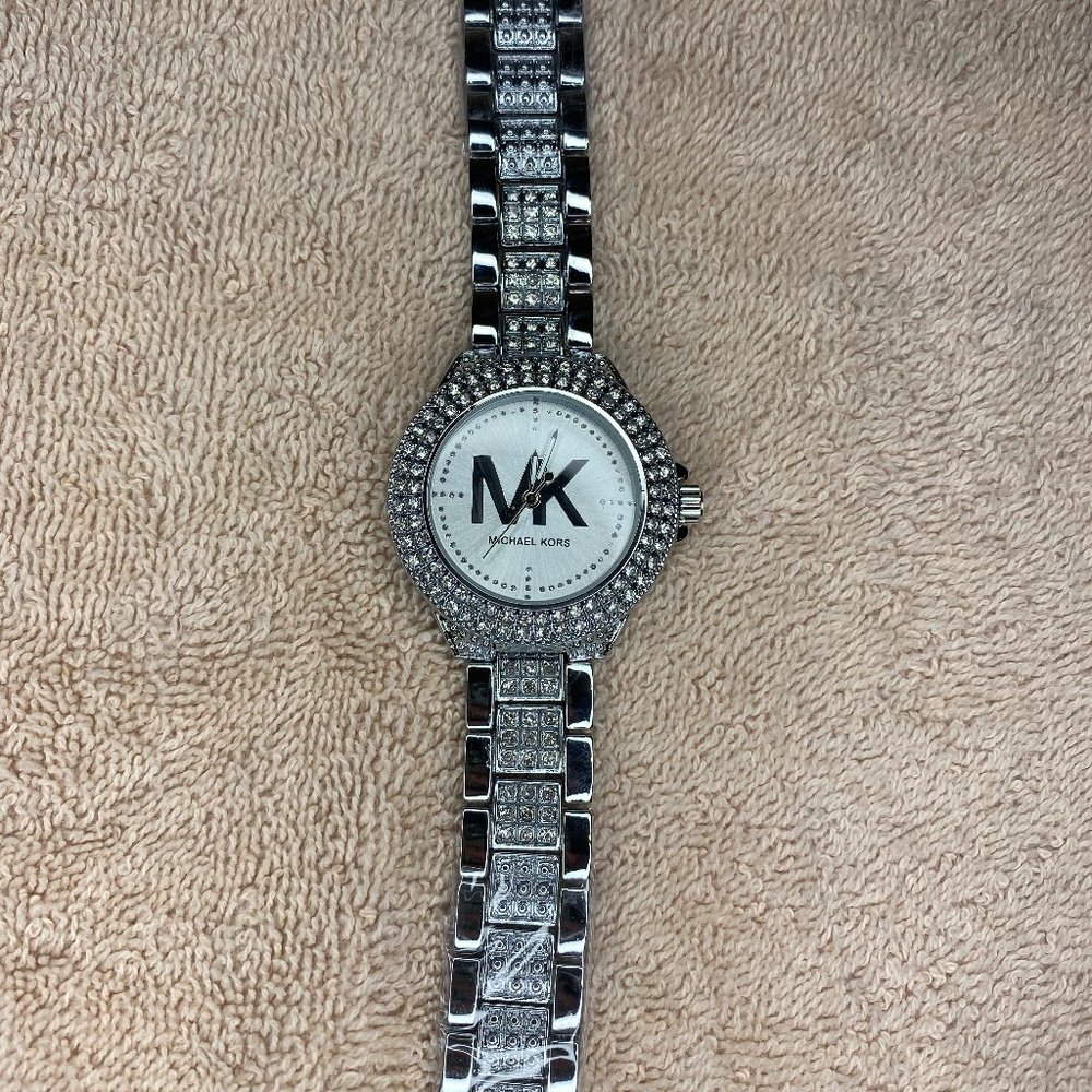 Michael Kors Women's Watch - Picture 2 of 10